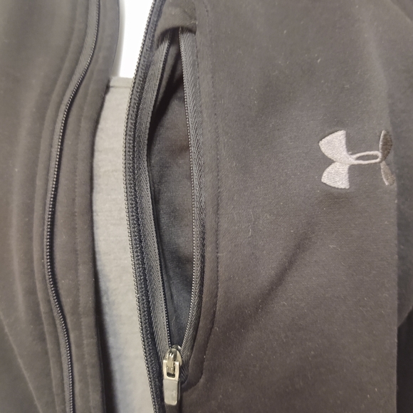Under Armour Jacket - Picture 7 of 8